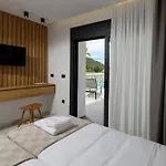 Thea Luxury Living 펜션 파치스