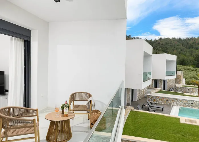 Thea Luxury Living *